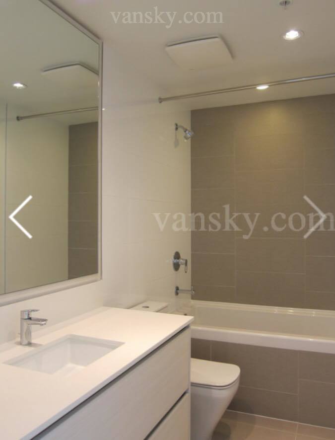 181031223233_Stn Square 4.jpg